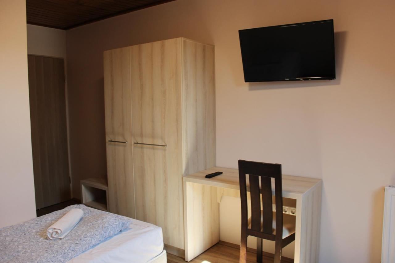 Natura Panzio&Apartmanhaz Orfű Eksteriør bilde