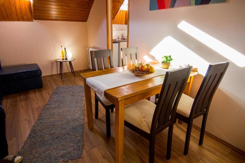 Natura Panzio&Apartmanhaz Orfű Eksteriør bilde